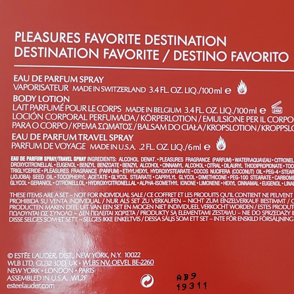 Estee Lauder Deluxe Gift set - Picture 3 of 5